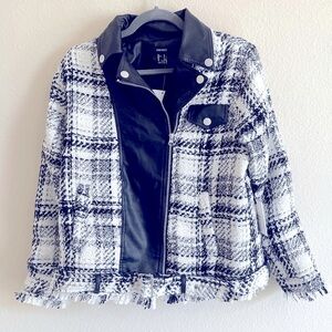 Forever 21 black and white jacket